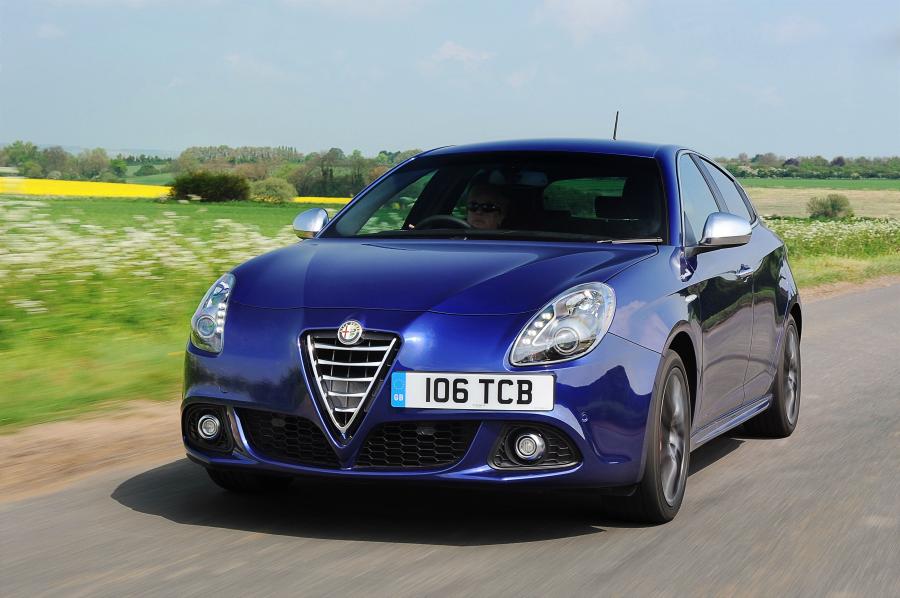 Alfa Romeo Giulietta Sportiva (940) 2014 года  (UK) (фото 34 из 48)